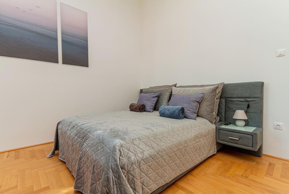 Bluebellhome-castle District Apartamento